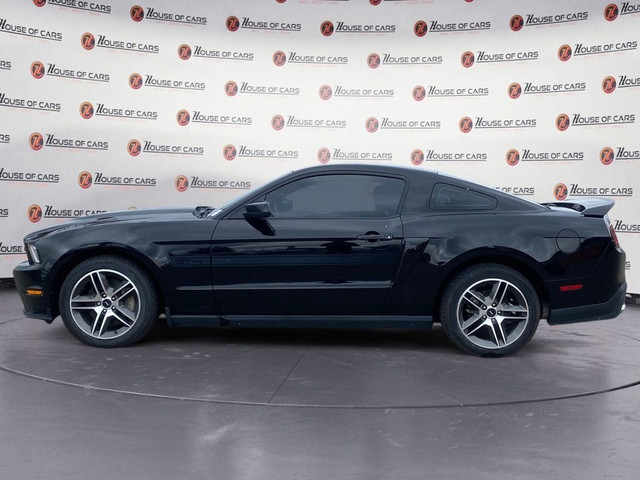  2012 Ford Mustang 2dr Cpe GT in Cars & Trucks in Lethbridge - Image 2