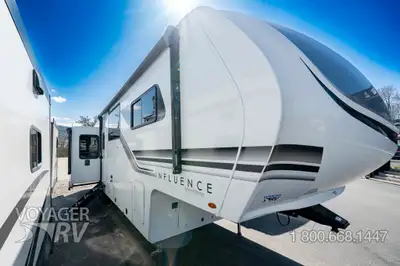 Located in Winfield, BC Call or Text 250-766-4607 Voyager RV Centre 1-800-668-1447 Residential Livin...