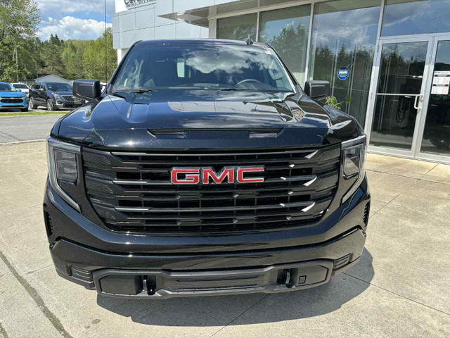 2025 GMC Sierra 1500 PRO in Cars & Trucks in Edmundston - Image 2