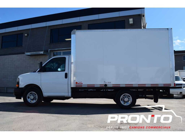 2023 Chevrolet Express Commercial Cutaway 3500 ** Cube 12 pieds  dans Autos et camions  à Laval/Rive Nord - Image 3