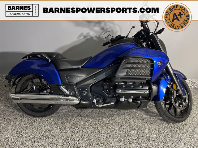 2014 Honda Gold Wing Valkyrie in Sport Touring in Calgary