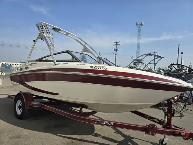 2010 Glastron GLS 195 FINANCING AVAILABLE in Powerboats & Motorboats in Saskatoon - Image 5
