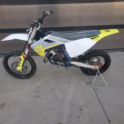Great condition trade, just in and ready to go! Good savings compared to new. 2024 Husqvarna® TC 85...