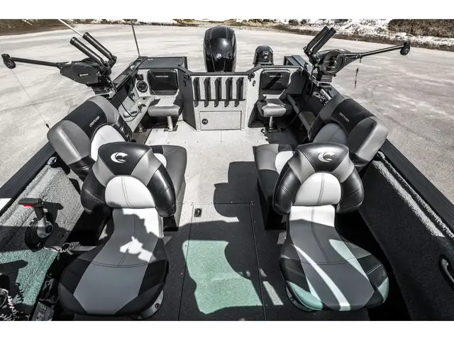 2018 Crestliner COMMANDER 1850 in Powerboats & Motorboats in Québec City - Image 25