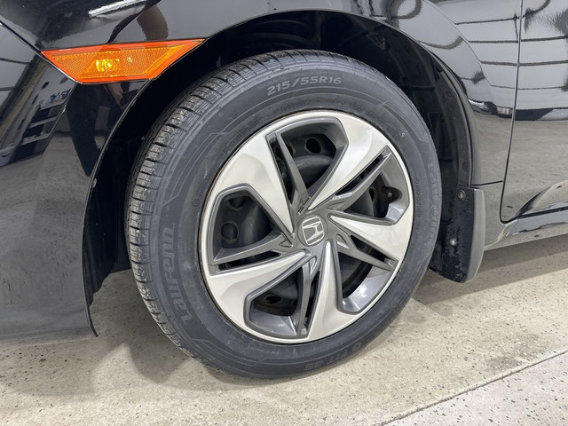 2019 Honda Civic Sedan in Cars & Trucks in Dartmouth - Image 4