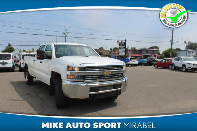 Chevrolet Silverado 2500HD Camion de travail cabine multiplace 4 in Cars & Trucks in Laval / North Shore - Image 4