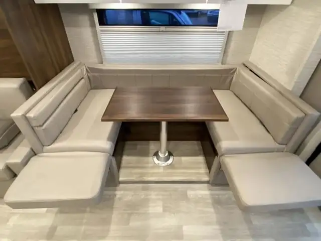 2025 Winnebago View 24D in RVs & Motorhomes in Abbotsford - Image 31