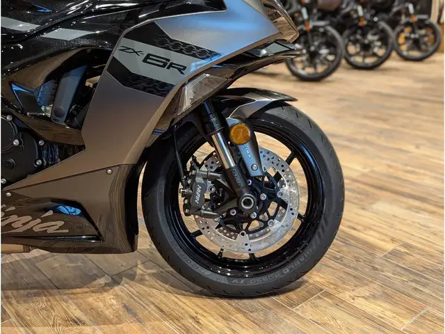 2026 Kawasaki Ninja ZX-6R // Black/Gray | Sport Bikes