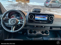 Mercedes-Benz Rive-Sud, la destination Mercedes-Benz par excellence. Bienvenue en première classe. D... (image 9)