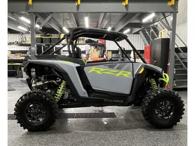2025 Polaris RZR XP 1000 ULT Les photos peuvent être à titre indicatif et sans inscription. Les prom...
