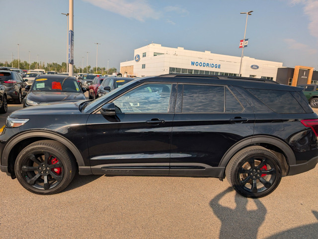 2021 Ford Explorer ST 3.0L, NAVIGATION, SUNROOF, LEATHER HEAT... in Cars & Trucks in Calgary - Image 2