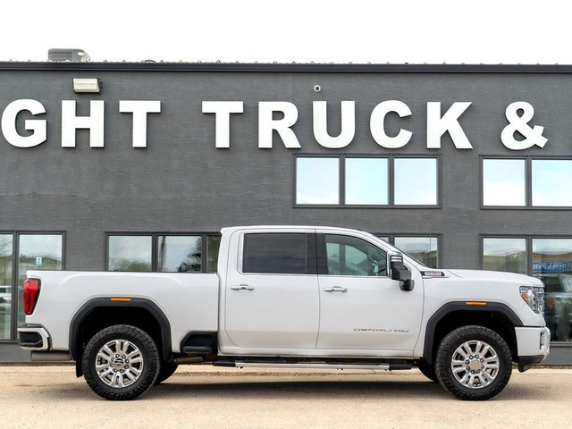 2020 GMC Sierra 3500 Denali in Cars & Trucks in Saskatoon - Image 4