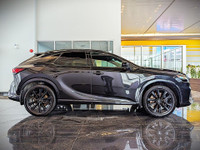 Comes equipped with: Power Trunk, Heated Mirrors, Power Mirrors, Sunroof , Load Bearing Exterior Rac... (image 3)