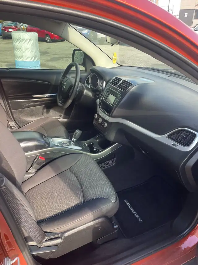 2013 Dodge Journey FWD 4dr Canada Value Pkg in Cars & Trucks in City of Toronto - Image 13