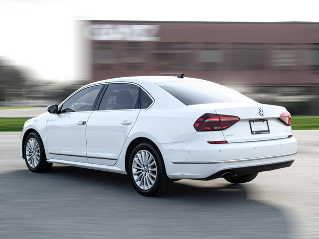 2017 Volkswagen Passat COMFORTLINE|LEATHER|ROOF|BACKUP|HEATED SE in Cars & Trucks in City of Toronto - Image 4