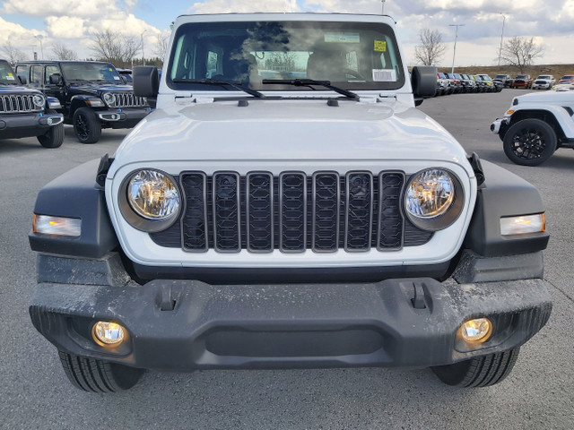 2024 Jeep WRANGLER 4-Door SPORT in Cars & Trucks in Ottawa - Image 2