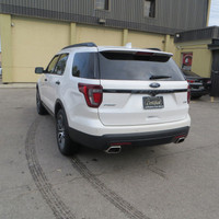 This ONE OWNER NO ACCIDENTS/2016 Ford Explorer Sport is a stylish and reliable SUV with plenty of ro... (image 4)