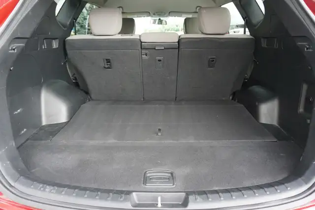 2018 Hyundai Santa Fe in Cars & Trucks in Oakville / Halton Region - Image 32