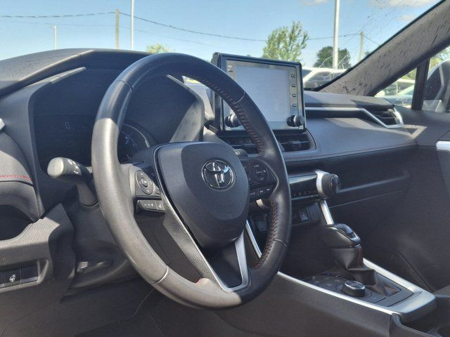 2021 Toyota RAV4 Prime SE AWD | Plug-in Hybrid | Heated Seats in Cars & Trucks in Guelph - Image 2