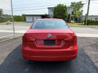 NO ACCIDENT HISTORY / DEALER SERVICED SINCE NEW ! Check out this stylish 2014 Volkswagen Jetta Trend... (image 4)
