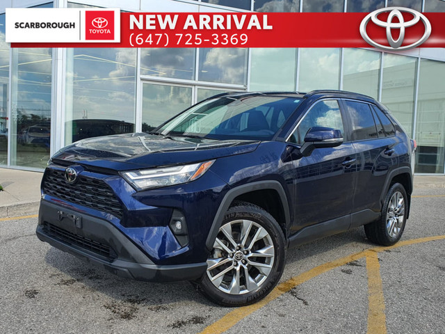 2023 Toyota RAV4 XLE Premium AWD | Leather | Sunroof | Alloys in Cars & Trucks in City of Toronto