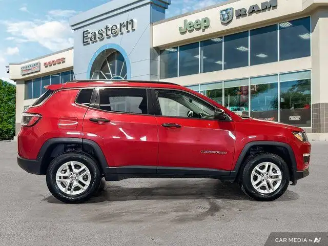 2021 Jeep Compass Sport 4x4 | Heated Seats | Heated Steering in Cars & Trucks in Winnipeg - Image 7