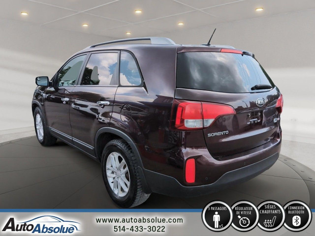 2015 Kia SorentoLX in Cars & Trucks in Laval / North Shore - Image 4