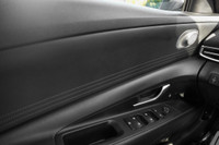 CLEAN CARFAX KEY FEATURES: ALLOYS | LANE ASSIST | TRACTION CONTROL | STEERING WHEEL ASSIST | CRUISE... (image 7)