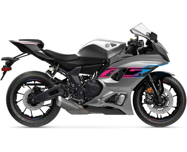 2024 YAMAHA YZF-R7 in Sport Bikes in Saguenay