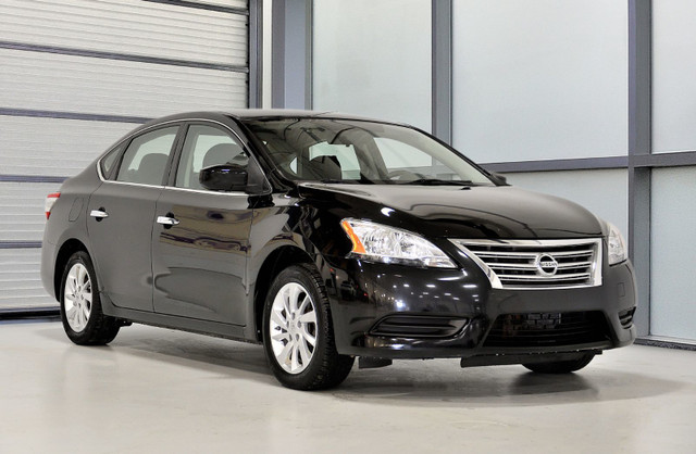 2015 Nissan Sentra SV / Toit Ouvrant / Camera / AC / Bluetooth U in Cars & Trucks in Longueuil / South Shore