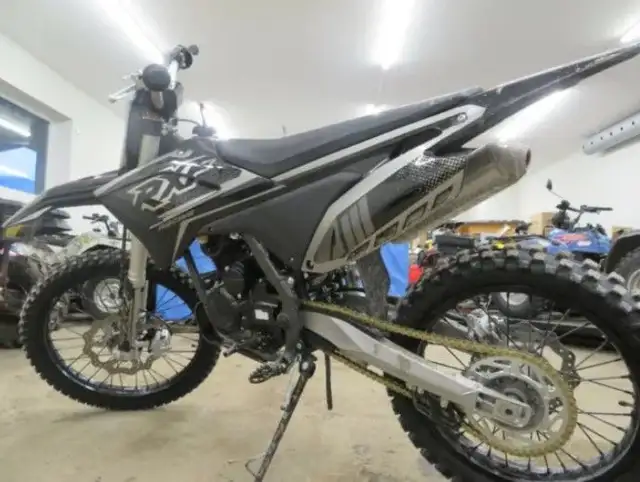 2025 BRAND NEW APOLLO 70cc, 110cc, 125cc, & 250 Dirt Bikes in Other in Brandon - Image 7