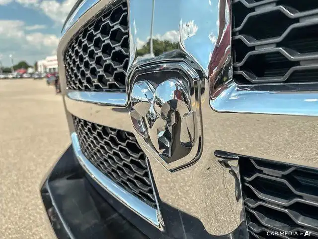 2022 Ram 1500 Classic SLT in Cars & Trucks in Brantford - Image 13