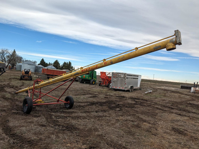 Westfield 7 X 36 Ft Grain Auger 70-36 in Farming Equipment in Grande Prairie - Image 4