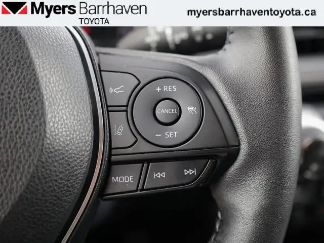 2022 Toyota RAV4 XLE - Sunroof - Power Liftgate - $238 B/W in Cars & Trucks in Ottawa - Image 19