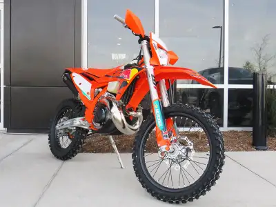 We are currently sold out of this model. Please contact one of our Sales Specialists to determine fu...