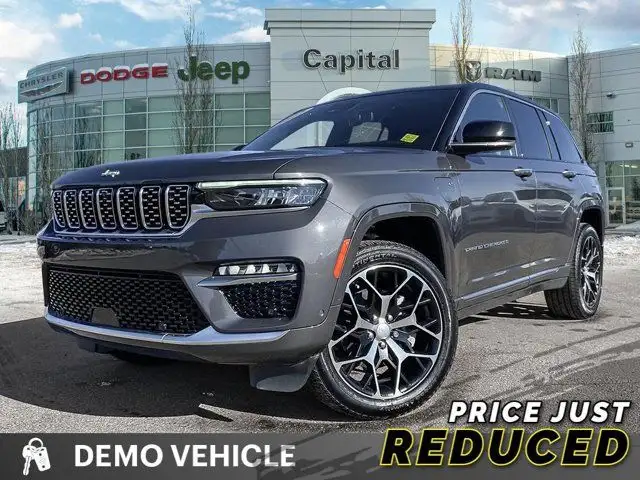 2022 Jeep Grand Cherokee 4xe Summit Reserve | Passenger in Cars & Trucks in Edmonton - Image 2