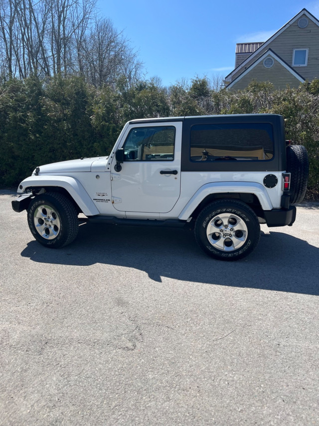 2015 Jeep Wrangler Sahara in Cars & Trucks in Kawartha Lakes