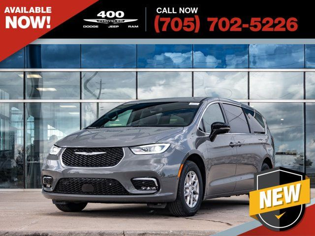 2025 Chrysler Pacifica Select in Cars & Trucks in Barrie