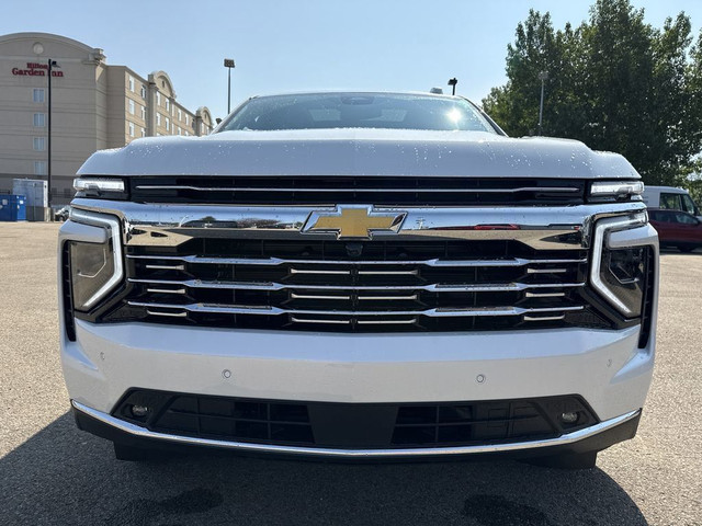 2025 Chevrolet Suburban Premier in Cars & Trucks in Edmonton - Image 3