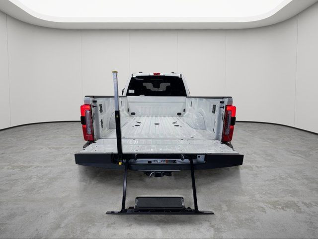 2025 Ford Super Duty F-450 DRW Platinum in Cars & Trucks in Strathcona County - Image 4