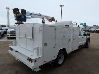 2023 Ford Super Duty F-550 DRW XL 4WD Crew Cab 203" WB 84" CA, 6.7L V8 Diesel, 10 Spd Transmission,... (image 8)