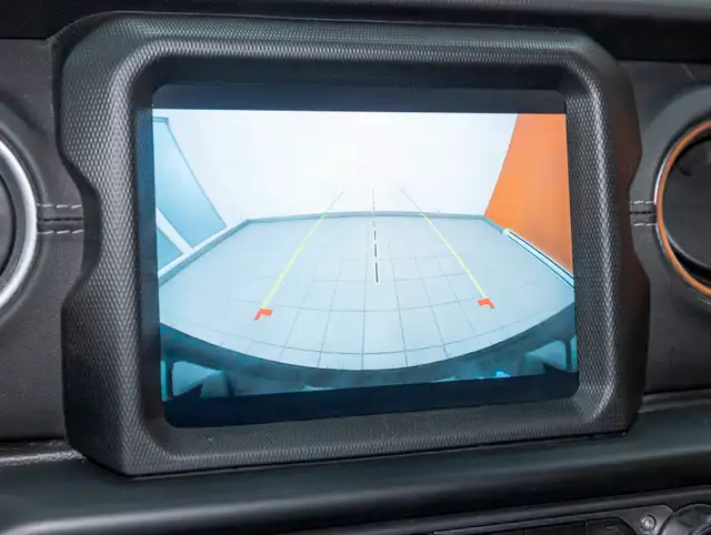 2022 Jeep Wrangler 4xe SAHARA 4X4 GR TECH *NAV CUIR SIEGES CHAUF in Cars & Trucks in Laurentides - Image 18