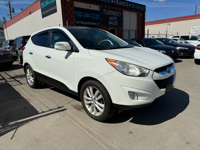 2011 Hyundai Tucson LIMITED**AWD**NAVIGATION**CAMERA**LEAHTER in Cars & Trucks in Edmonton