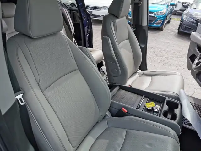 2018 Honda Odyssey Touring dans Autos et camions dans Belleville - Image 35