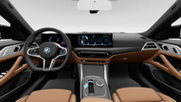 Découvrez la *2025 BMW i4 eDrive40*, la première Gran Coupé entièrement électrique, qui allie dynami... (image 9)