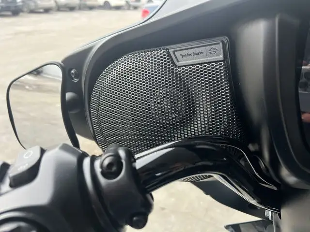 2025 Harley-Davidson FLHXU - Street Glide Ultra in Sport Touring in Winnipeg - Image 10