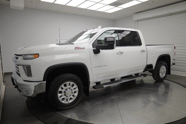 2023 Chevrolet Silverado 3500HD LTZ in Cars & Trucks in Calgary - Image 4
