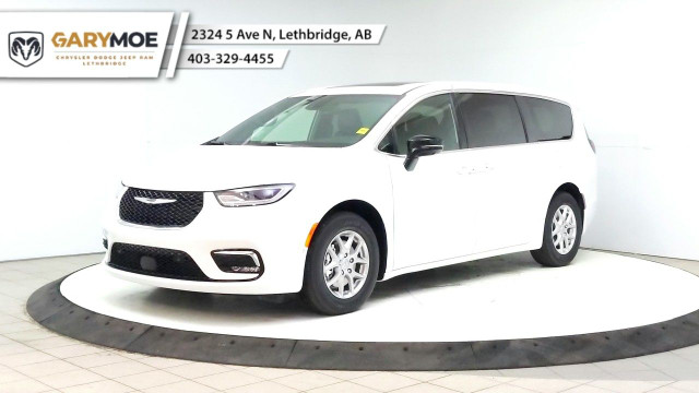 2025 Chrysler Pacifica in Cars & Trucks in Lethbridge