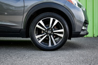 Heated Seats, Apple CarPlay, Android Auto, Aluminum Wheels, Forward Collision Warning, Front Pedestr... (image 6)
