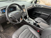 LOWS KMS / NAVIGATION SYSTEM / SUPER CLEAN CAR! HELLO OTTAWAAAAA! WE FINANCE EVERYONE! No hidden fee... (image 8)